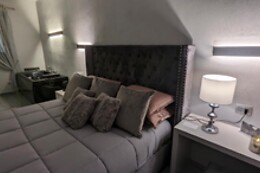 LA VIA DEL SALE Accomodation