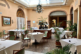 Phi Albergo dei Medaglioni