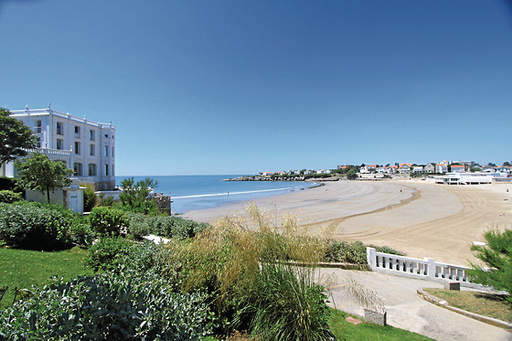 Hotel The Originals Royan Miramar - photo 7