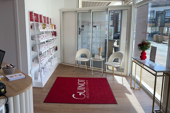 Guinot LB institut LA TESSOUALLE pre affilié - photo 2