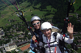 Paragliding Gstaad Switzerland