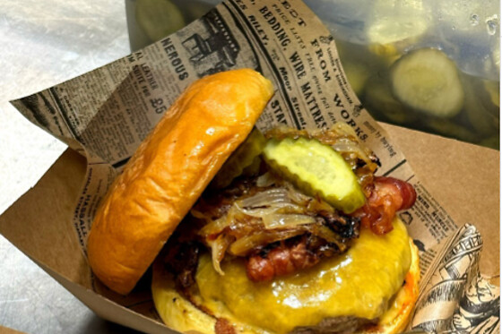 LA MIGUELITA BURGER - photo 1