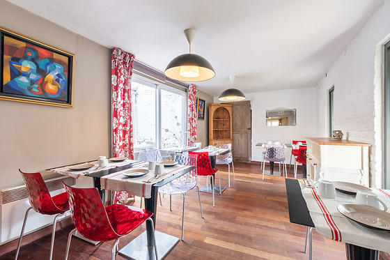 Hotel The Originals La Ferme Blanche Lille Nord - photo 3