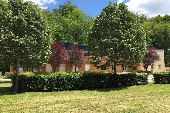 Logis Hôtel les Tilleuls - photo 1
