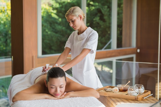 Pierre De Lune Massages - photo 1
