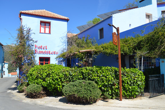 HOTEL RESTAURANTE BANDOLERO - photo 2
