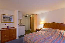 Hôtel Hine Adon***